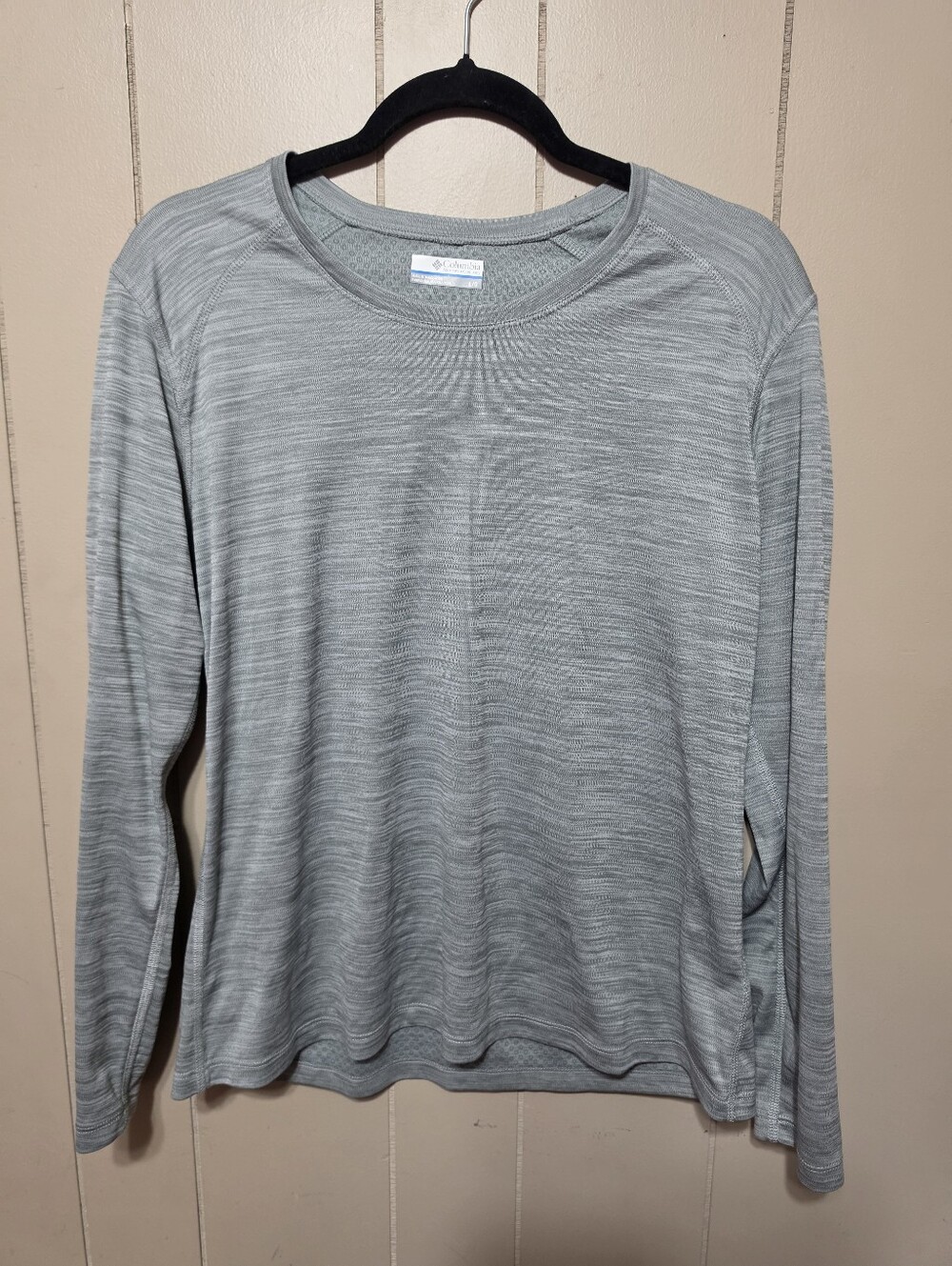 Columbia lightweight active top